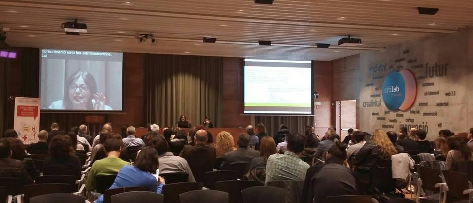 Imatge de la jornada sobre accessibilitat realitzada el 2 de maig a Cornellà. El 26 de setembre i 3 d'octubre celebrem sessions obertes a totes les entitats de tot tipus de discapacitat per a la creació d'una guia de comerç accessible a l'AMB