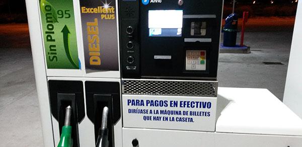 Ante la proliferación de gasolineras desatendidas, la disparidad normativa y el respaldo de la CNMC a las mismas, COCEMFE muestra el posicionamiento de las personas con discapacidad física y orgánica al respecto